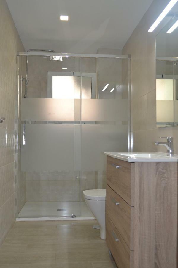 Apartamentos Lunamar El Campello Exteriör bild