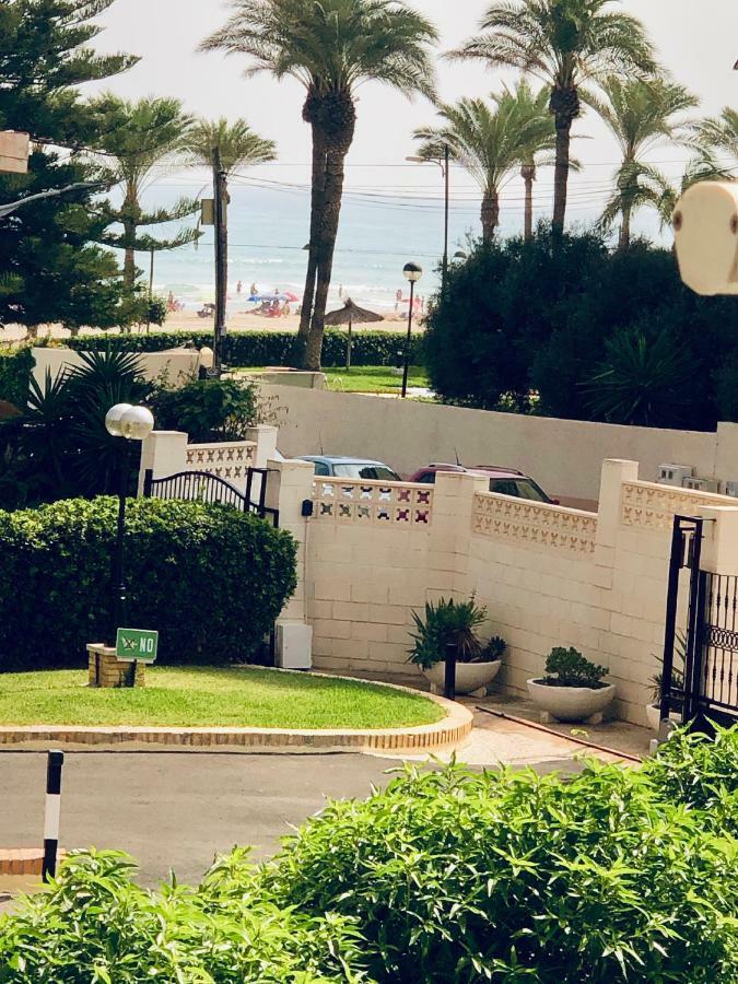 Apartamentos Lunamar El Campello Exteriör bild