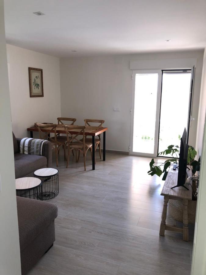 Apartamentos Lunamar El Campello Exteriör bild